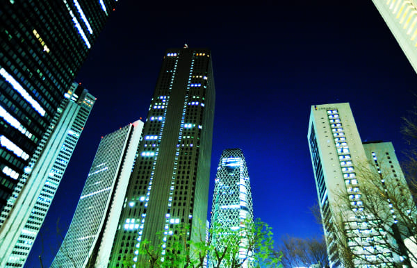 「新宿」駅へ18分