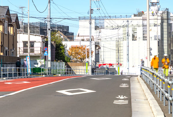 2.区画街路8号線